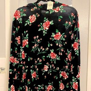 Plus Size Floral Mock Neck NWT 30/32